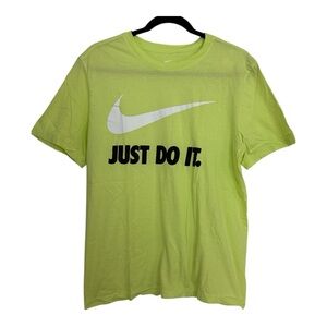 Nike Green Short Sleeve Tee with Iconic Swoosh